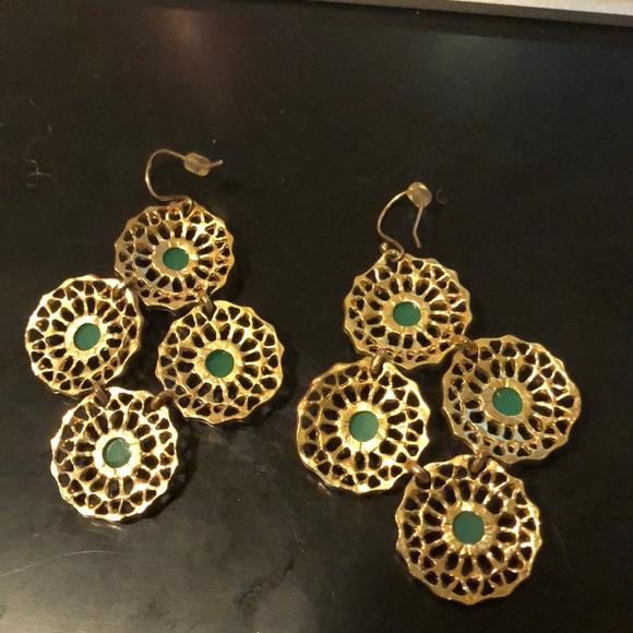 Stella & Dot Garden Party Earringa - Picture 2 of 2